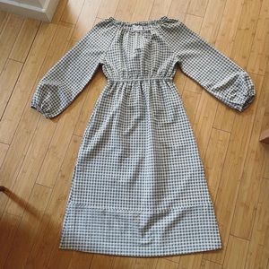 TRADED / Nikki Chasin Hazel dress in grey gingham 🐰